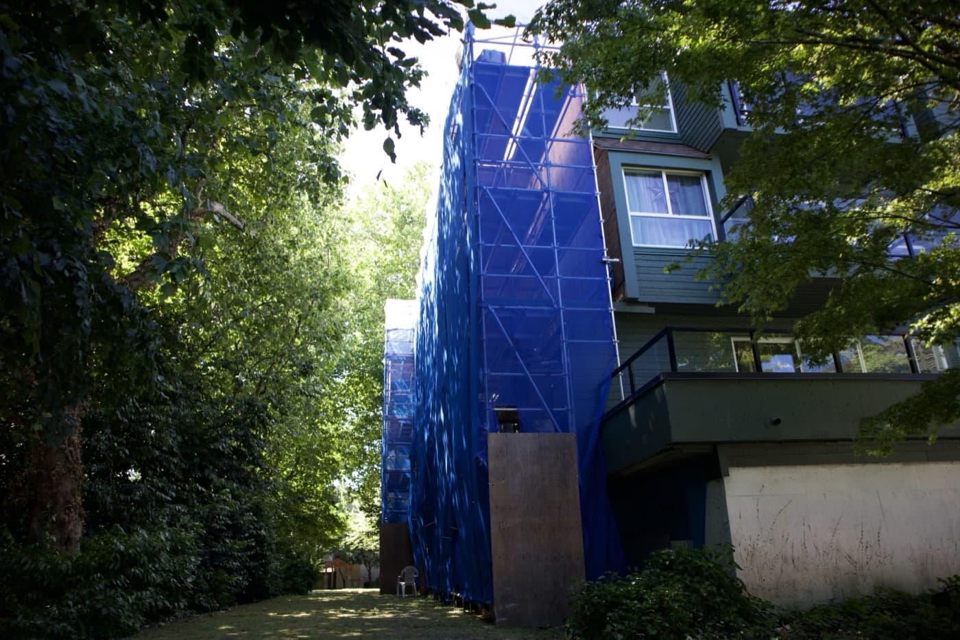 Debris netting over scaffold at Ackroyd Road, Richmond